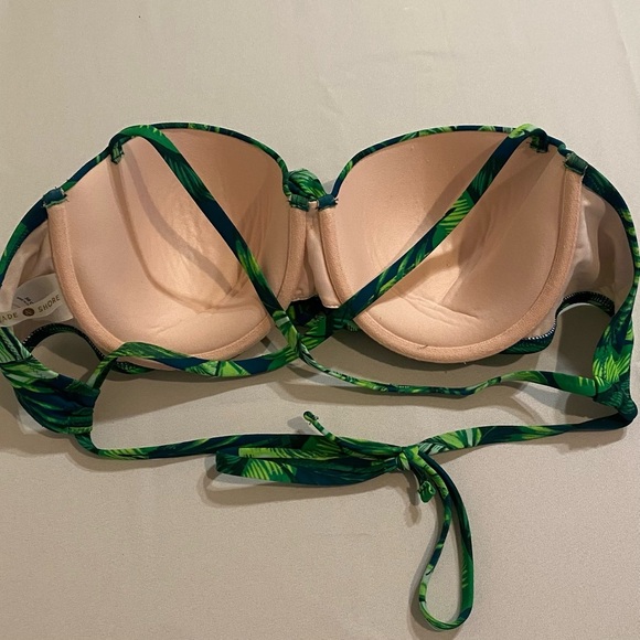 Shade and Shore Sz 38C Underwire Bikini Top - Picture 2 of 3